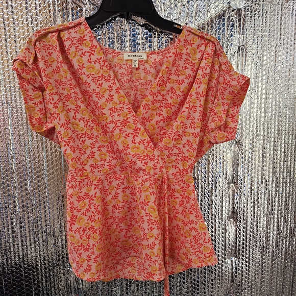 Monteau Los Angeles Tops - Monteau Los Angeles Floral Wrap Top